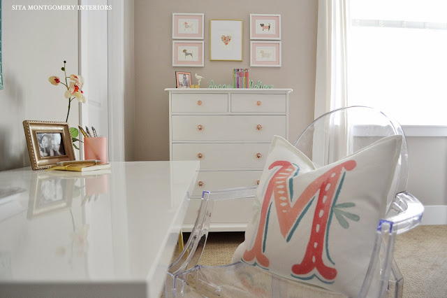 Love this white desk and the ghost chair - the monogrammed pillow is cute too! eclectiallyvintage.com