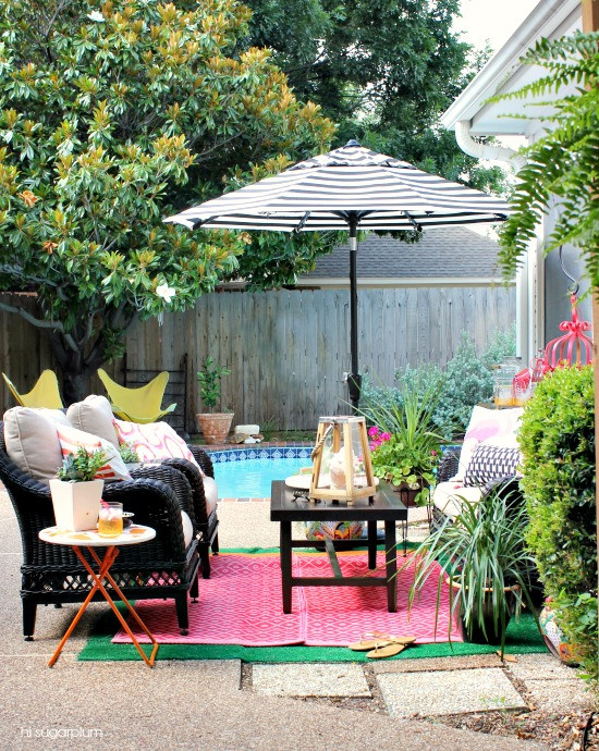 Colorful patio by the pool - love the mix of color and pattern kellyelko.com