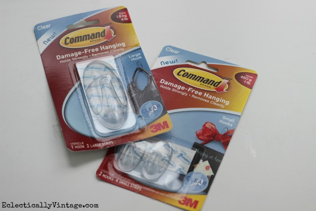 My five favorite ways to use Command Hooks to get organized - finally! kellyelko.com #DamageFreeDIY