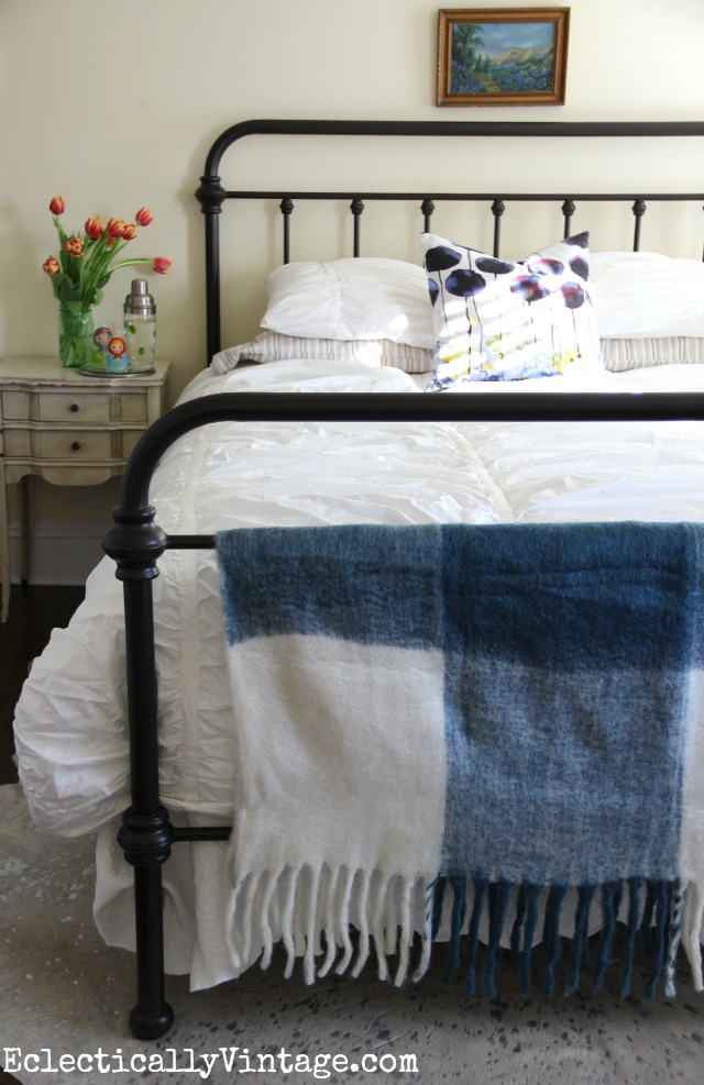 Love this beautiful bedding and the blue throw and pillow kellyelko.com