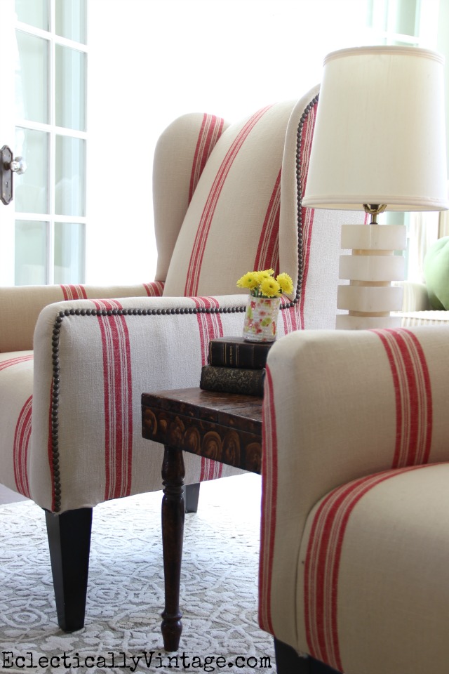 Love these red grain sack chairs! kellyelko.com