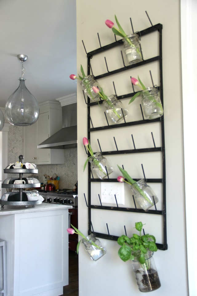 Wall-Bottle-Drying-Rack-Flower-Holder