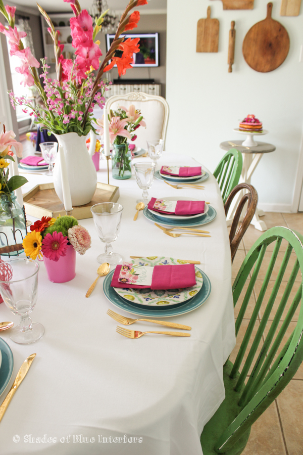 Spring tablescape - love the bright colors kellyelko.com