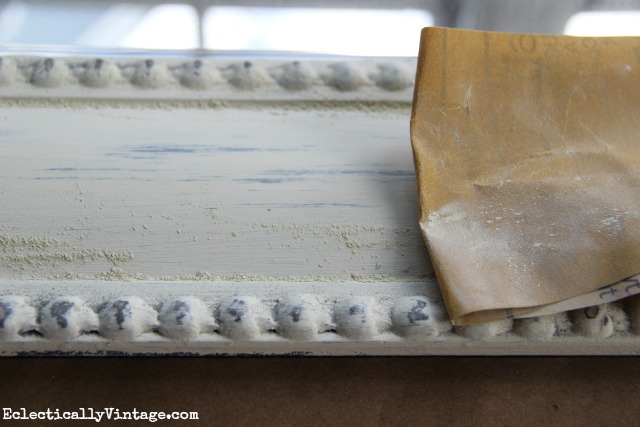 How to distress furniture with vintage decor paint kellyelko.com