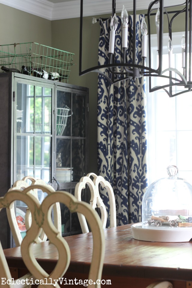 Love this eclectic dining room - a perfect mix of industrial, traditional, farmhouse and modern kellyelko.com