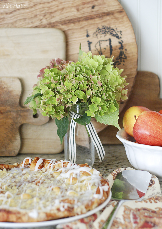 Love the stack of cutting boards in the kitchen 