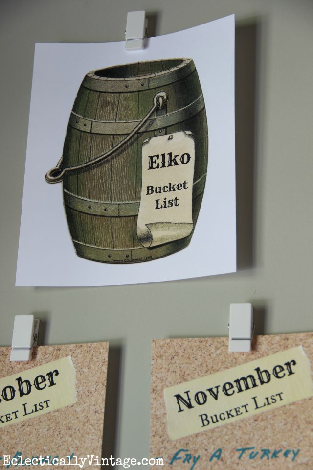Free Bucket List Printable - fun idea to post on the wall with a years worth of fun family activities! kellyelko.com