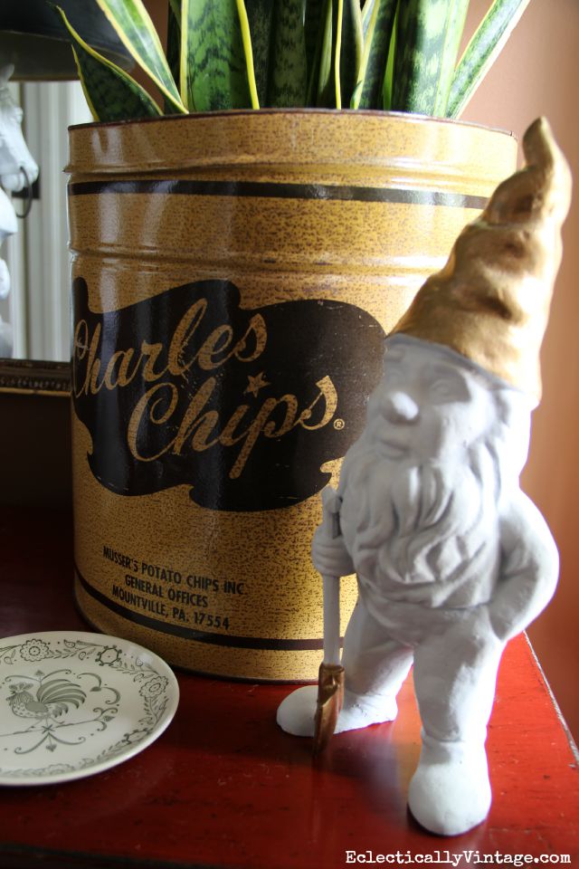 Vintage Charles Chips planter kellyelko.com