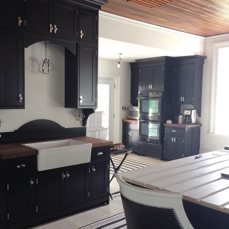 Black kitchen cabinets! kellyelko.com