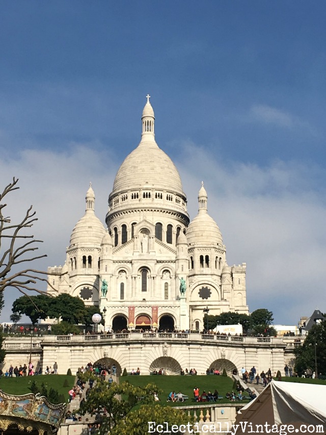 Sacre Coeur in Paris - love this itinerary for doing Paris right! kellyelko.com