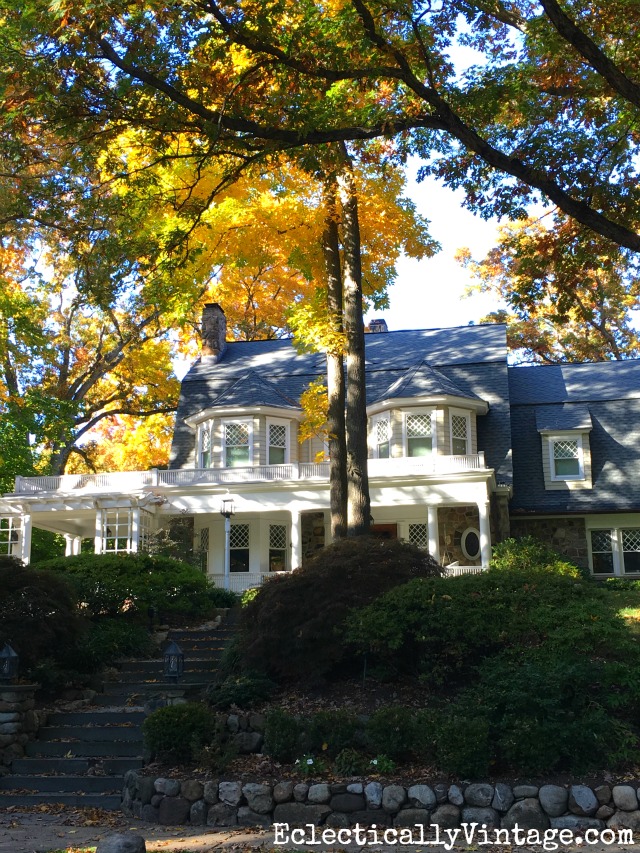 Fall Curb Appeal - 18 stunning homes with ideas to copy! Love the stone wall kellyelko.com