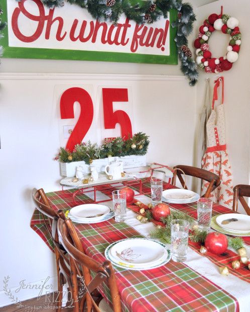 Holiday-table-setting-in-plaid-and-red-498x620