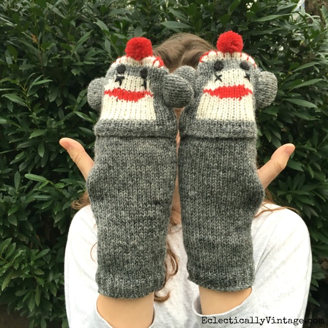 Sock Monkey Mittens kellyelko.com