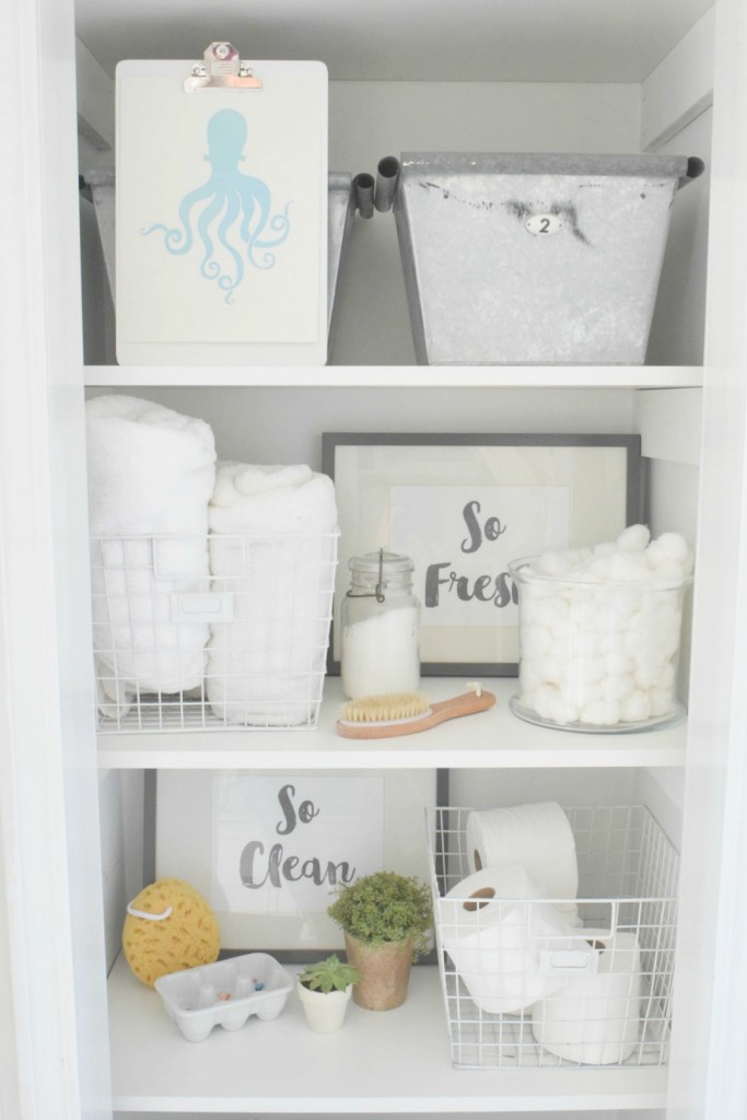 Bathroom storage shelves - love the galvanized bins kellyelko.com