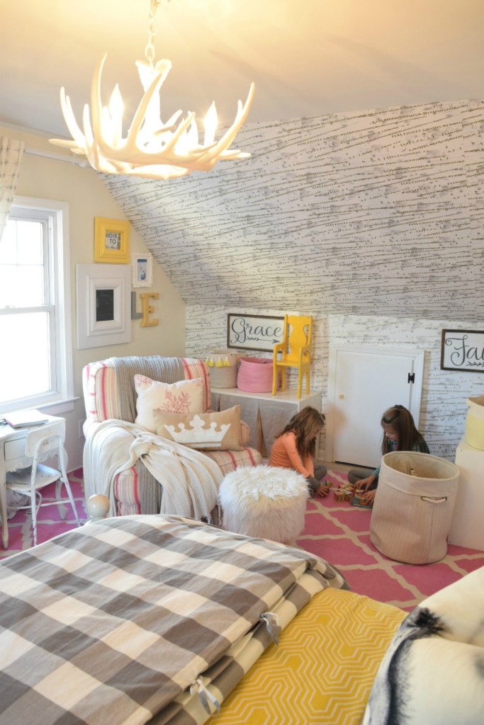 Kids bedroom - love the removable wallpaper and antler chandelier kellyelko.com