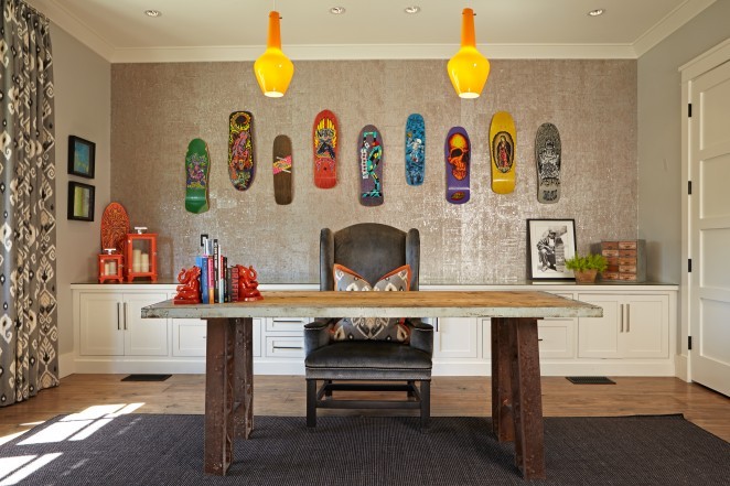 How fun is this wall of skateboards - the perfect art installation kellyelko.com