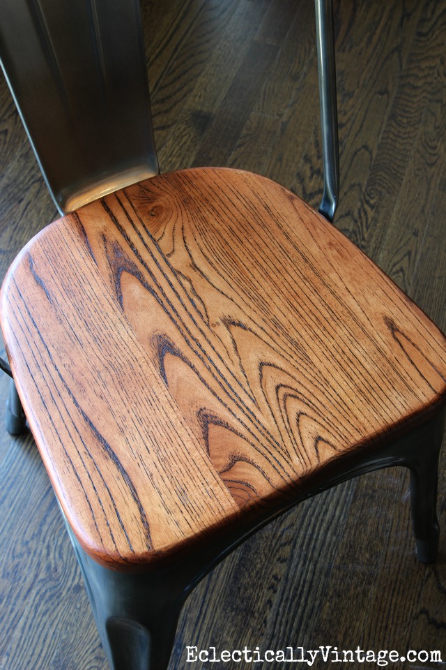 Love the wood grain on the seats of these industrial chairs kellyelko.com