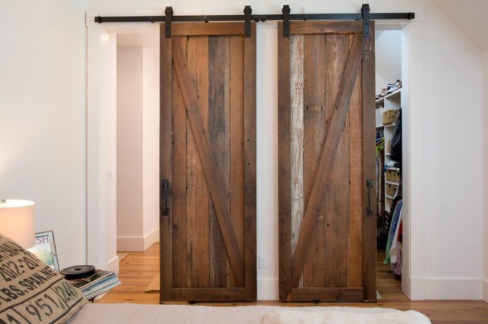 Sliding barn wood doors kellyelko.com