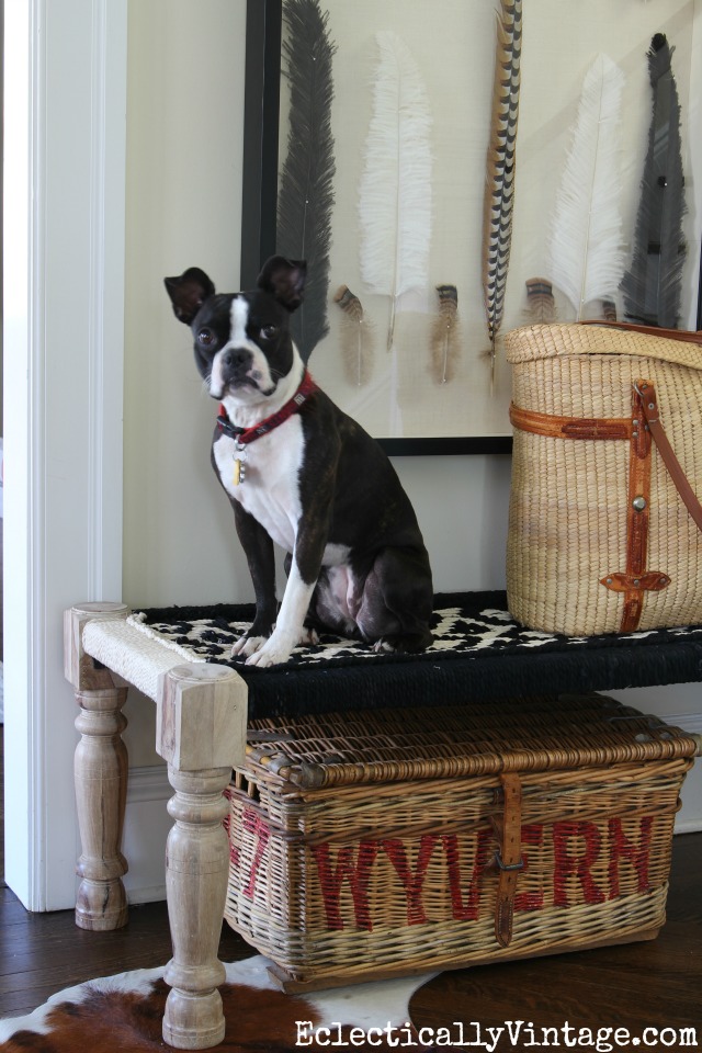 Add texture with a woven fabric bench and lots of baskets kellyelko.com