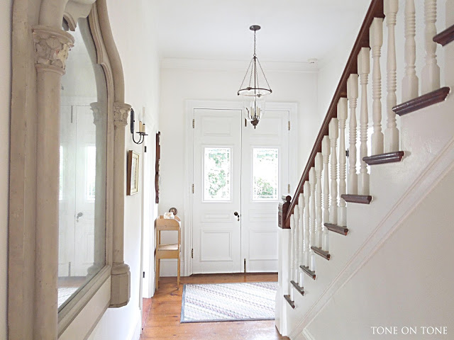 Victorian entryway - love the glass front doors kellyelko.com