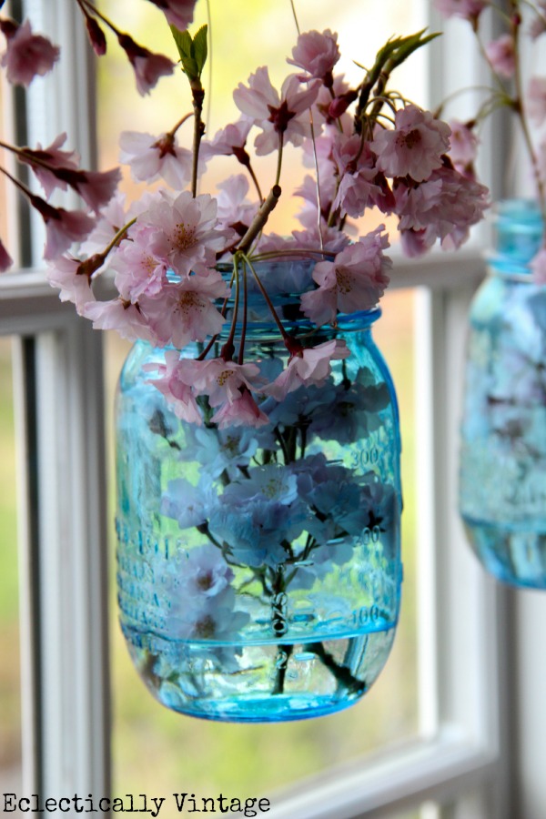 blue-mason-jar-flowers