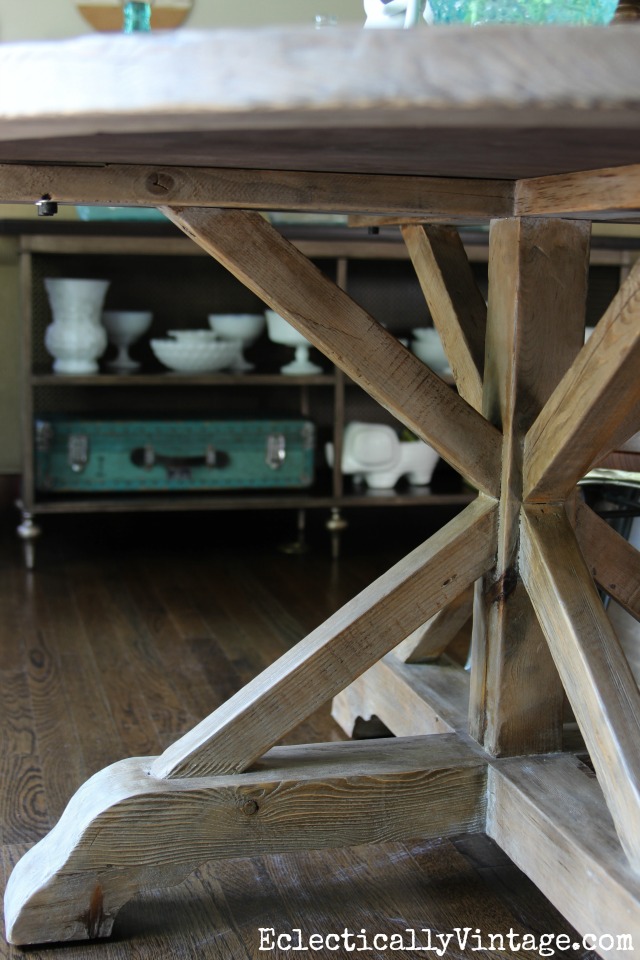 Farmhouse dining table - love the base kellyelko.com