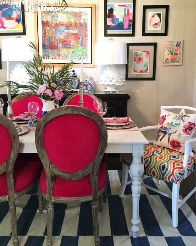 She knows how to mix color and pattern in this fun dining room kellyelko.com