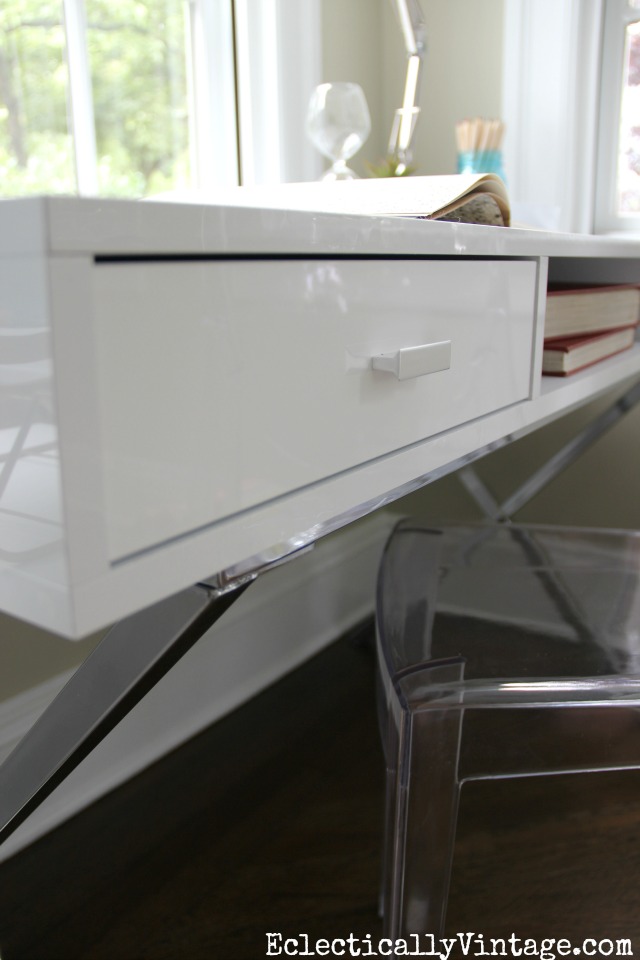 Love this white and chrome desk eclecticallyvintage.co