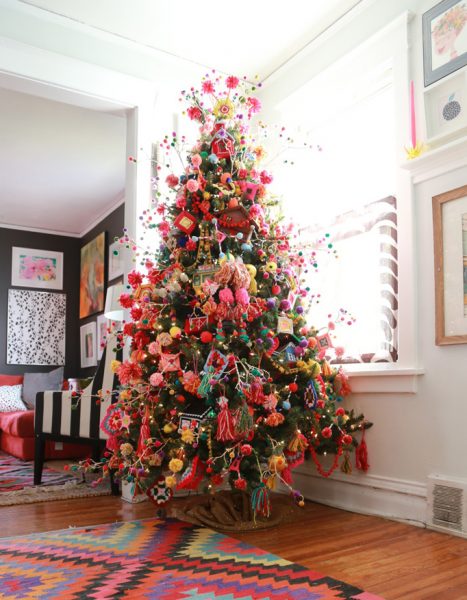 Eclectic Home Tour - Christmas at Aunt Peaches - Kelly Elko