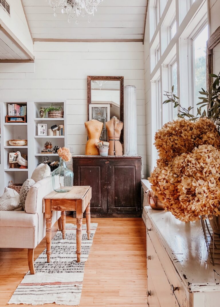 Eclectic Home Tour - Karlee Bowman - Kelly Elko