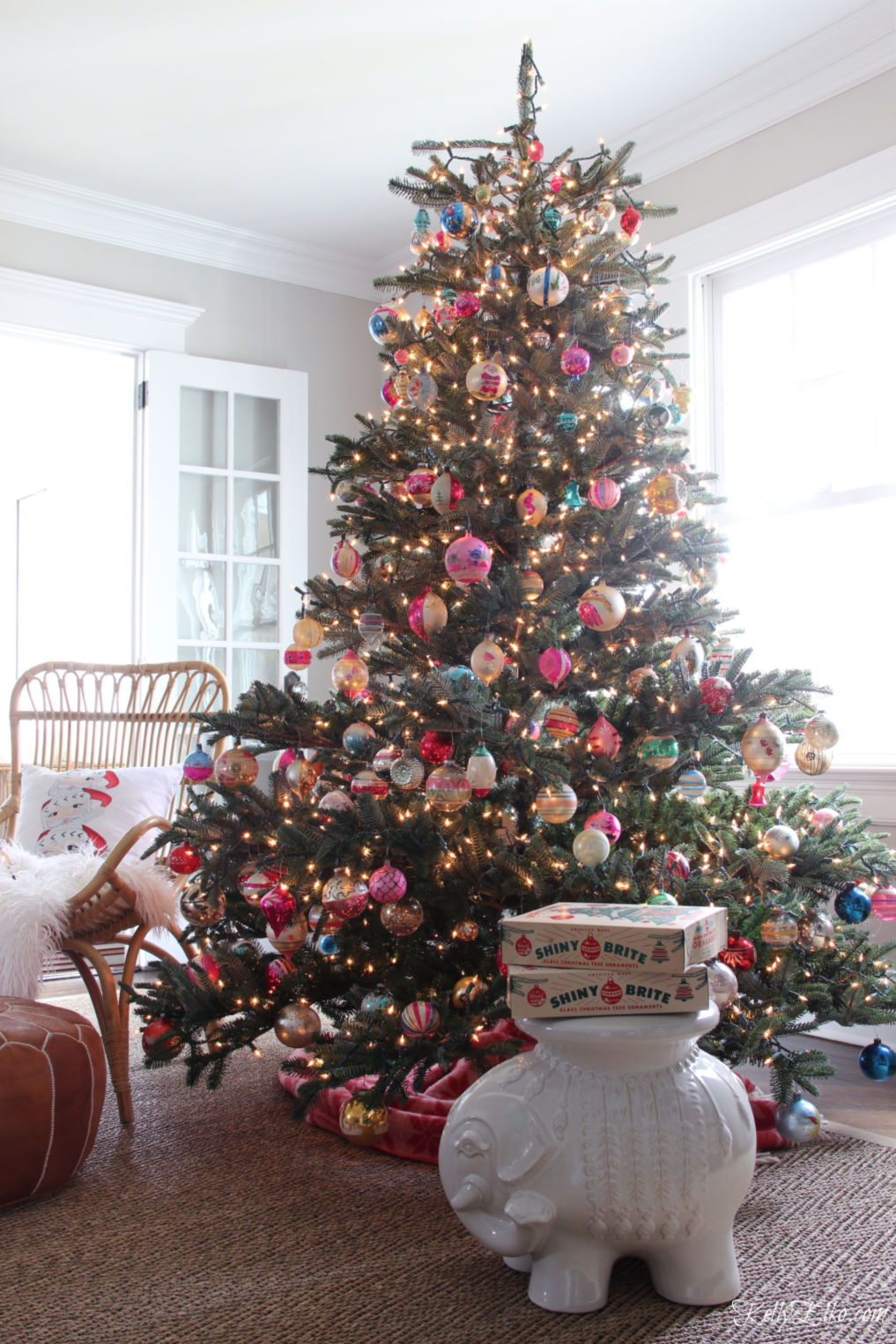 White Scandi Farmhouse Christmas Tree Decor