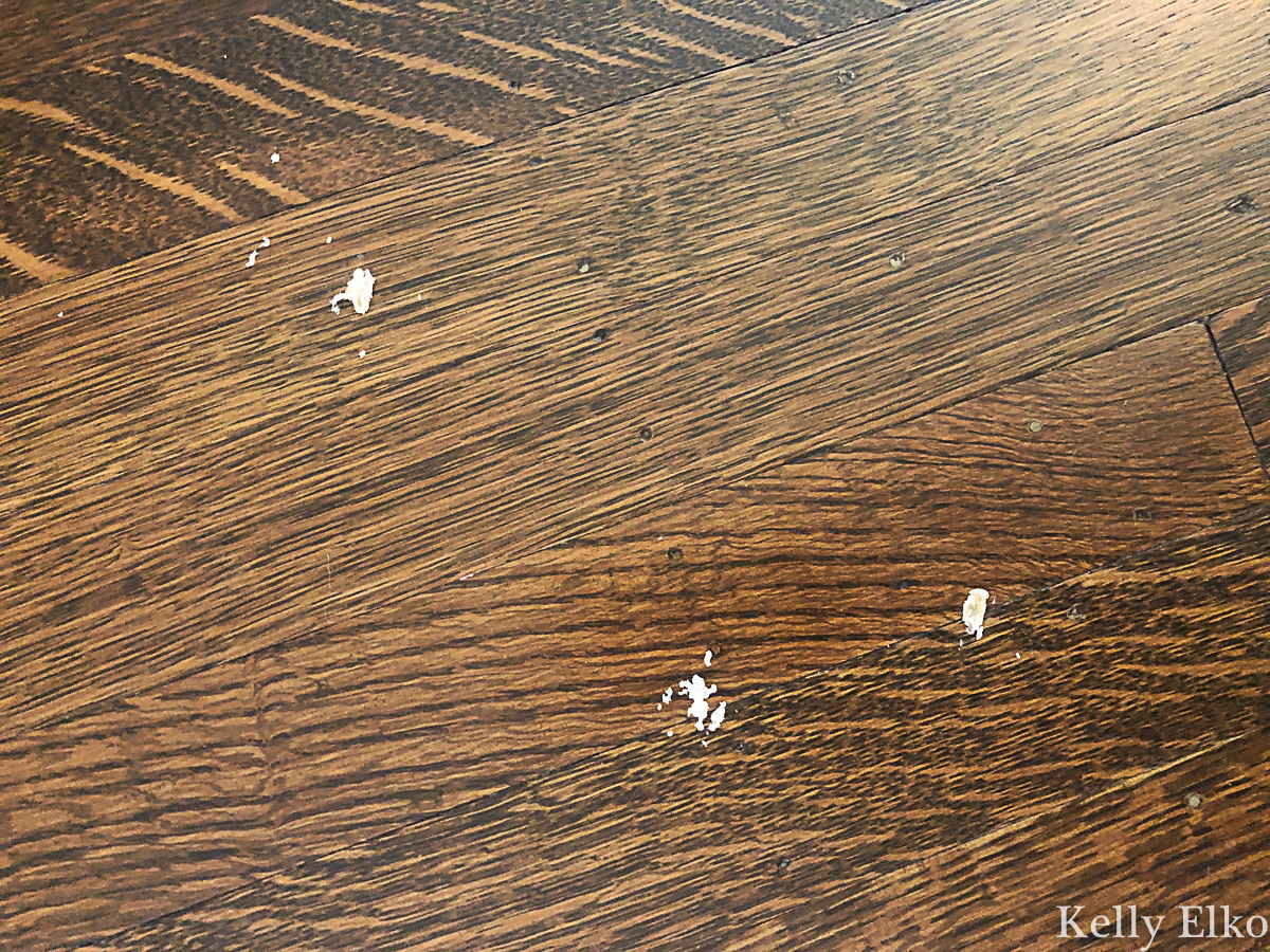 https://www.kellyelko.com/wp-content/uploads/2020/09/wood-floor-rubber-rug-marks.jpg