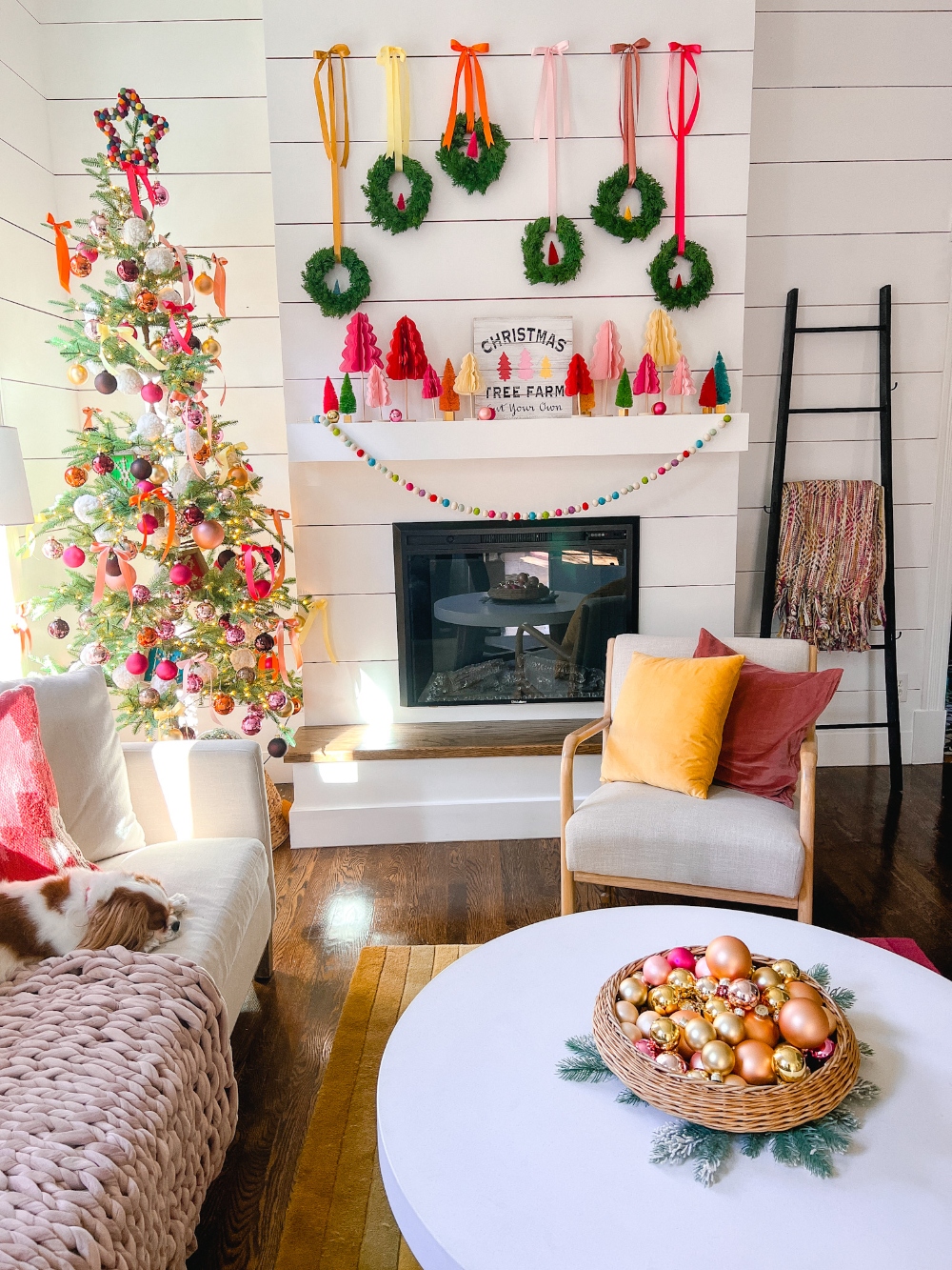 Eclectic Home Tour - Christmas at Tatertots and Jello - Kelly Elko