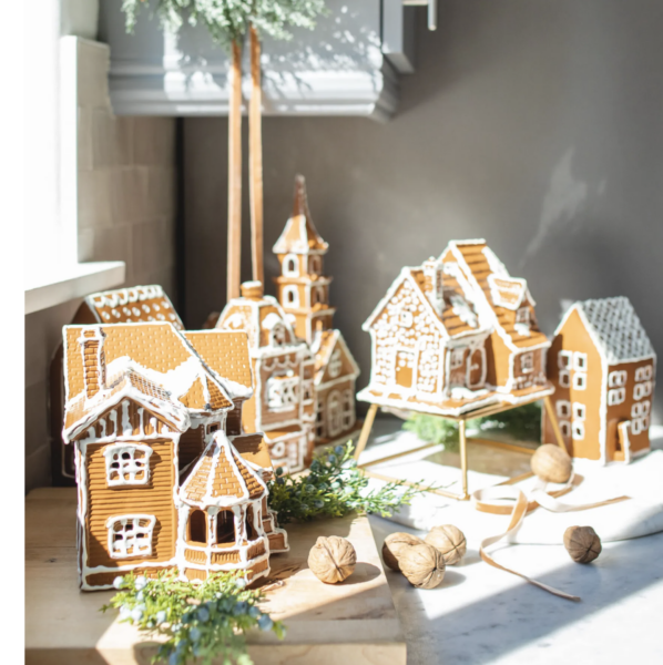 The Most Creative Gingerbread Decor Ideas Kelly Elko 